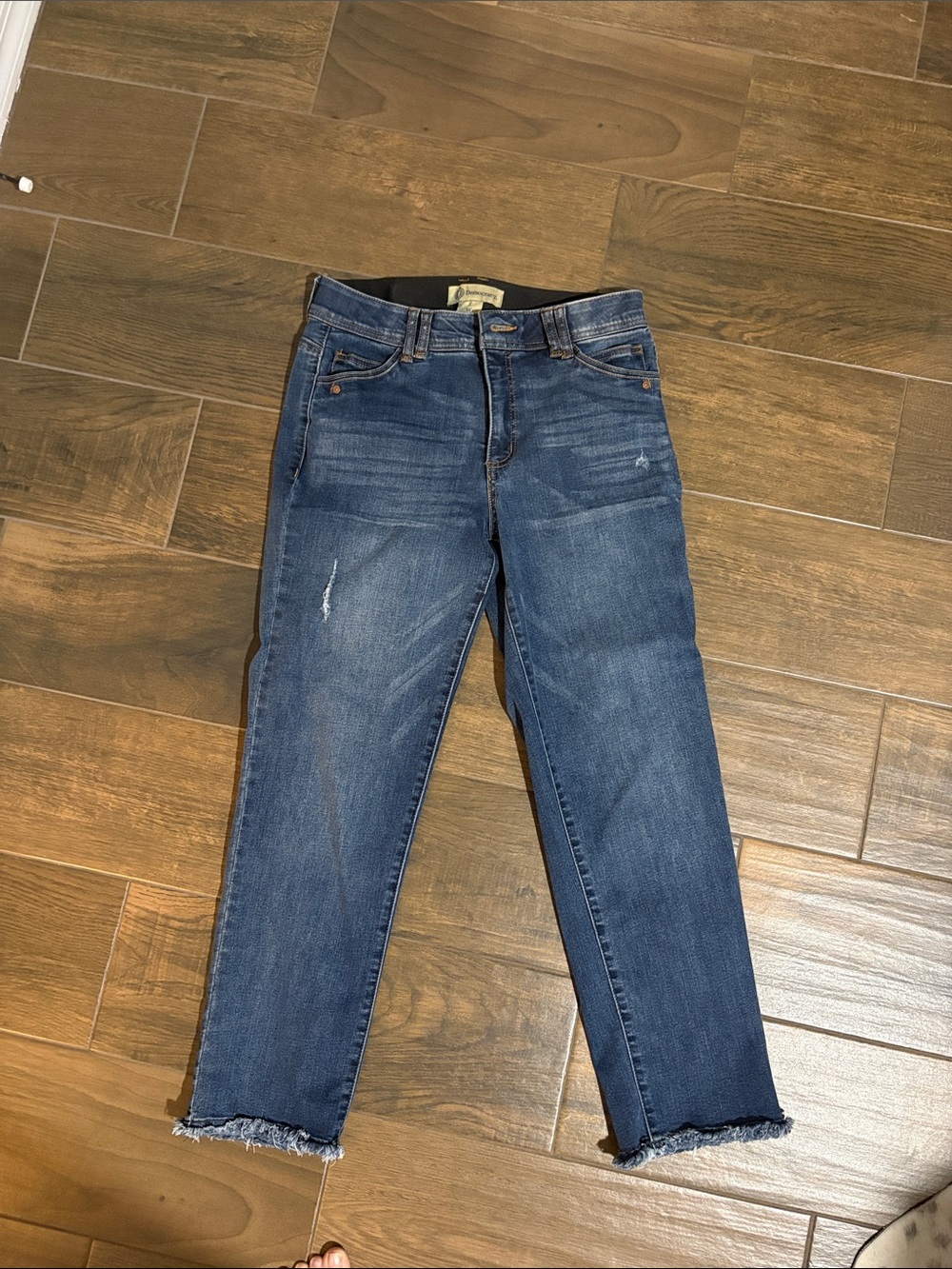 Women’s Democracy Dark Blue Distressed Jeans -size 8